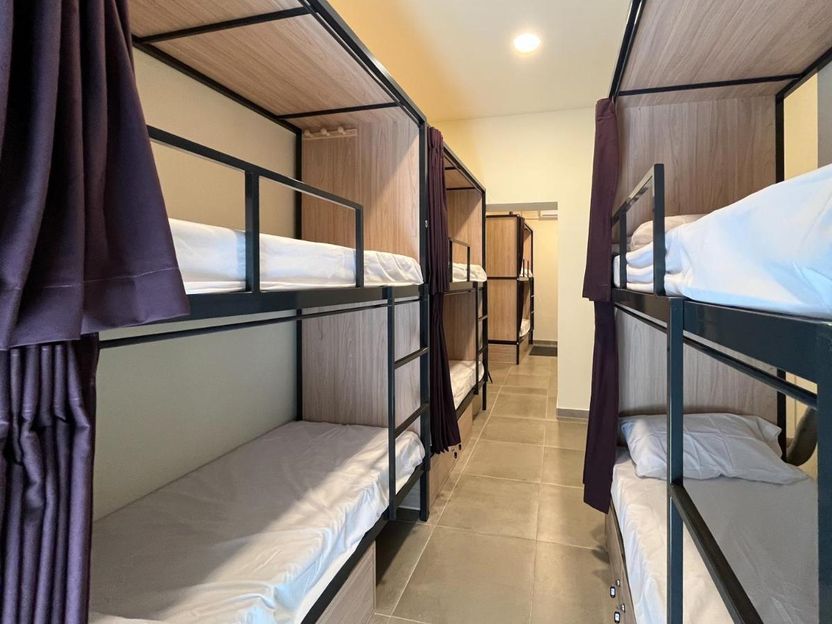 Multi Hostel Calvario マドリード エクステリア 写真